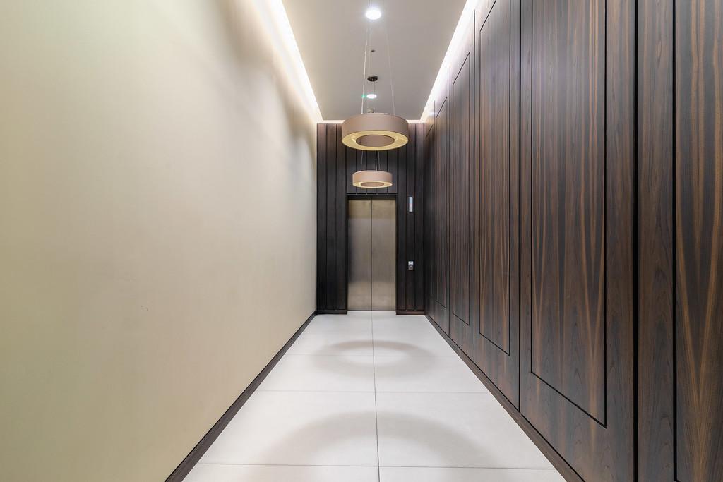 Bennet Street entrance way