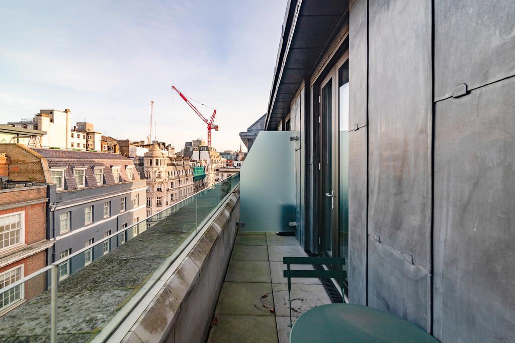 Bennet Street SW1 A
