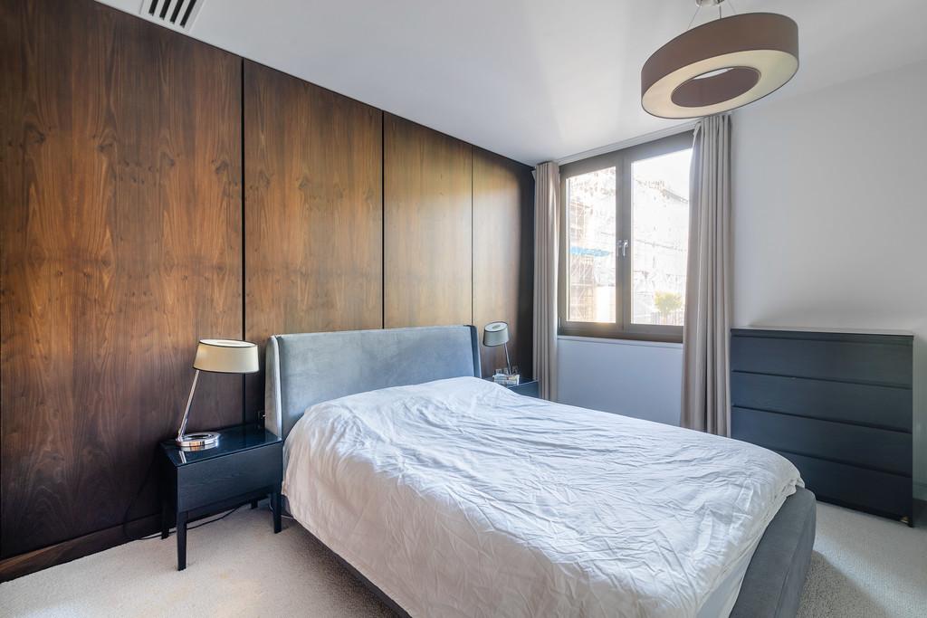 Bennet Street SW1 A