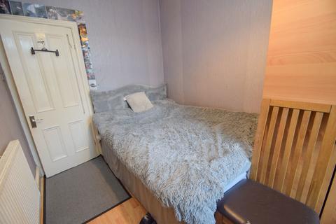 6 bedroom terraced house for sale, Wellington Crescent, Bradford BD18