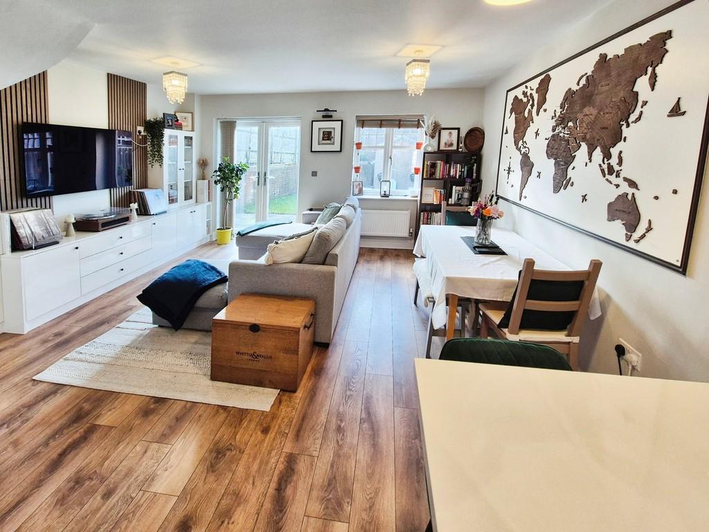 Living/Dining Room