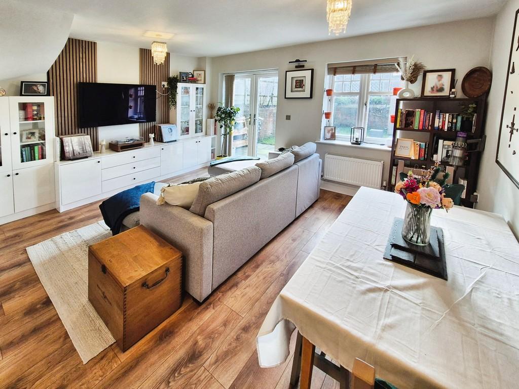 Living/Dining Room