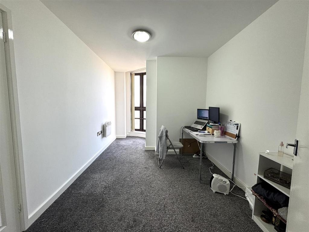 Bedroom 2.jpg