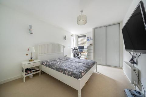 2 bedroom semi-detached house for sale, Napoleon Lane, Shooters Hill