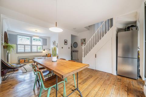 56 Robson Road, London, SE27 9LB