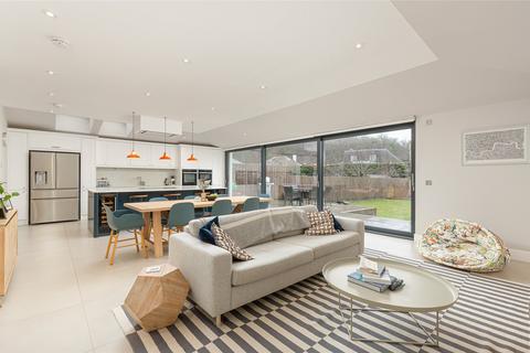 43 Gardiner Road, Edinburgh, EH4 3RL