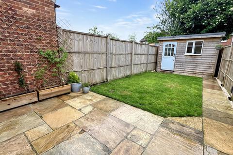 23 Castle View, Westbury, BA13 3HR