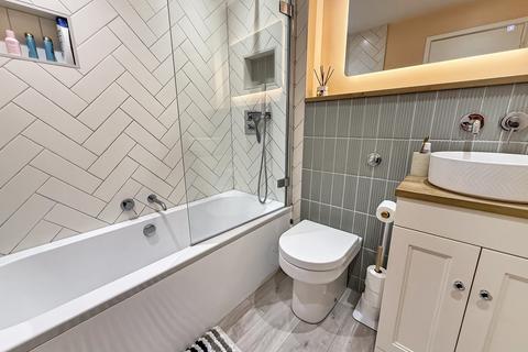 23 Castle View, Westbury, BA13 3HR