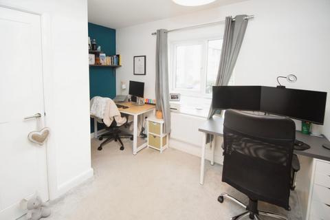 17 Beck View Way, Shipley, BD18 2FB