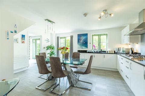 4 bedroom detached house for sale, Pembroke Park | Cirencester