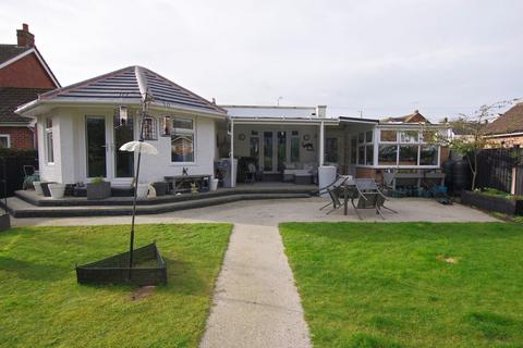 undefined, Main Street, Netherseal