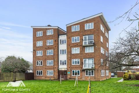 2 bedroom maisonette for sale, Pytt Field, Harlow