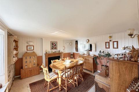 undefined, Fore Street, Probus