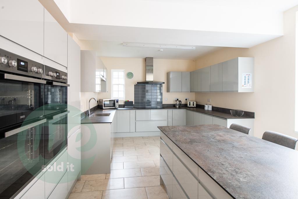Estate agents aylesbury-8