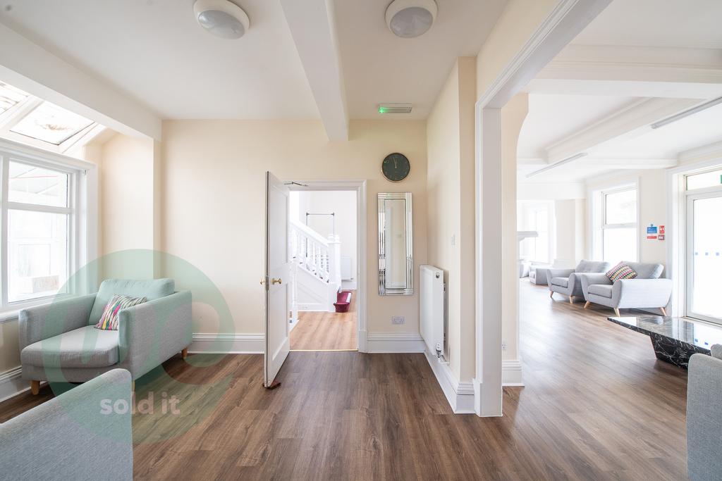 Estate agents aylesbury-36