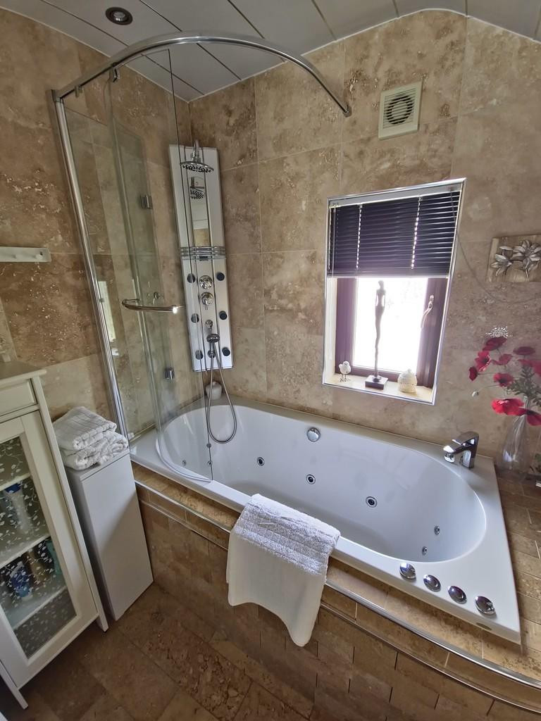 Whats App Image 2025-02-22 at 11.29.00 25211a7b