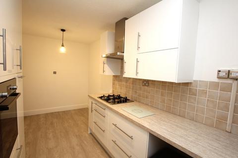 3 bedroom townhouse to rent, Wellington Place, Chester, Chester