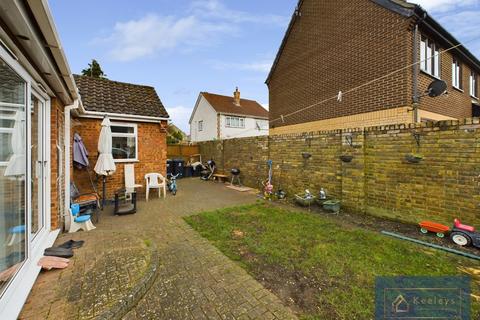 2 bedroom semi-detached bungalow for sale, Sycamore Place, Littleport, Ely