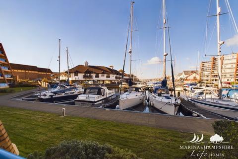 2 bedroom apartment for sale, Oyster Quay, Portsmouth PO6