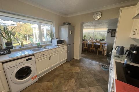 2 bedroom detached bungalow for sale, West Cobgate, Moulton