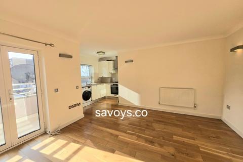 1 bedroom flat to rent, Lodge Place, Sutton