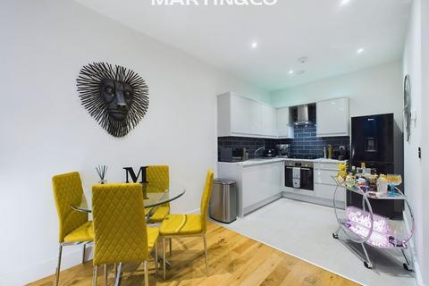 1 bedroom ground floor flat for sale, Opladen Way, Bracknell