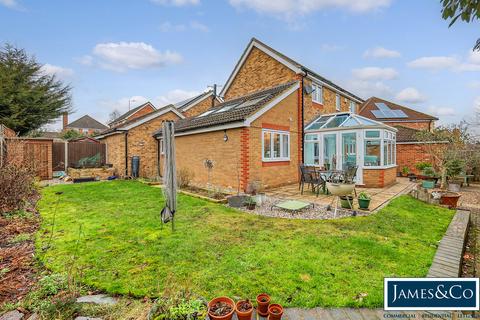 4 bedroom detached house for sale, The Poplars, Dunmow