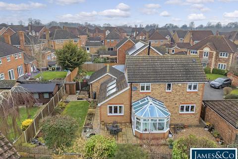 4 bedroom detached house for sale, The Poplars, Dunmow