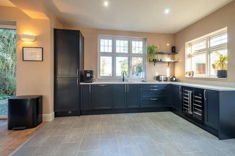 4 bedroom detached house for sale, Diss