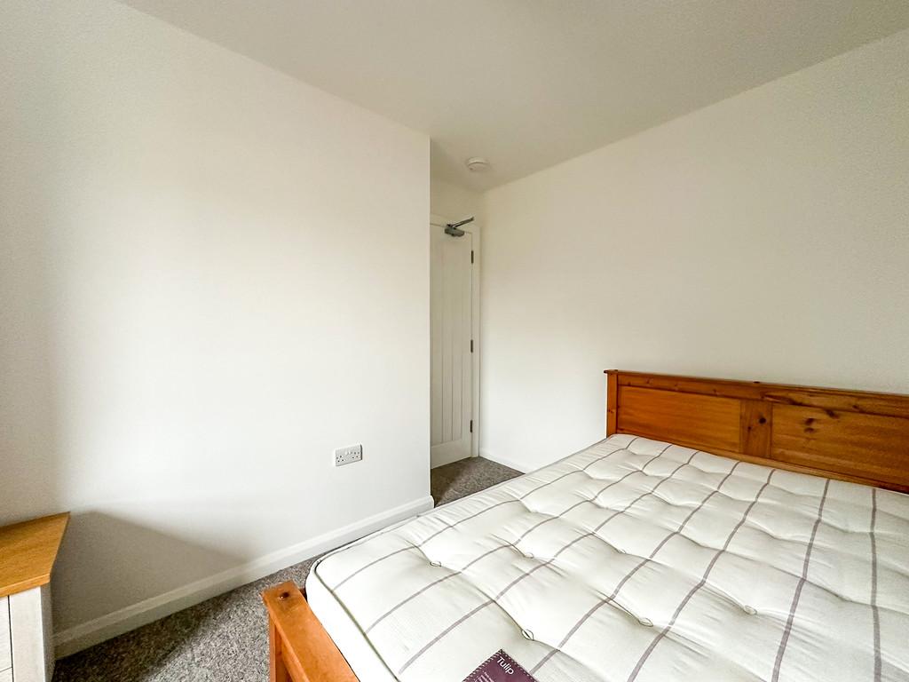 Bedroom Three (2)