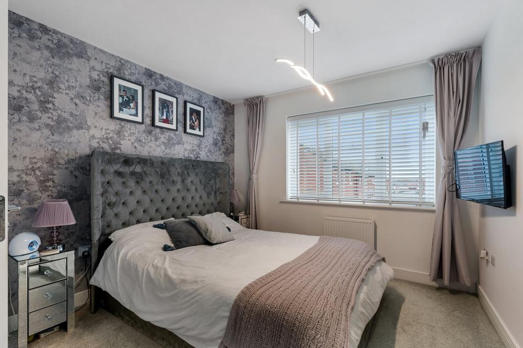 Main Bedroom