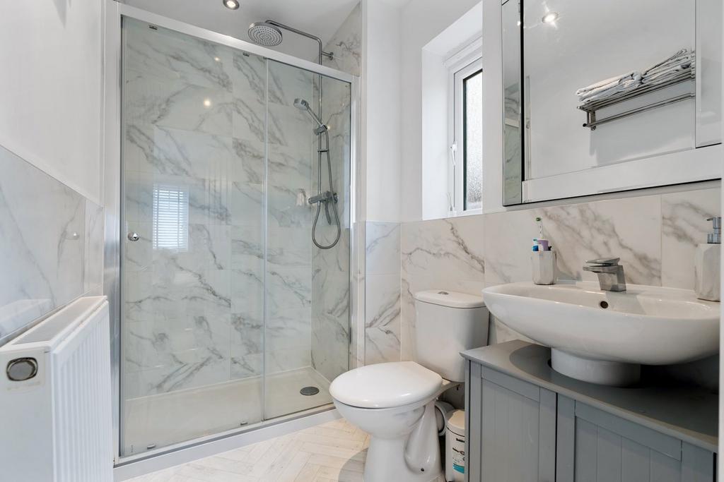 En-suite 1