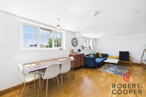 26a Walnut Way, Ruislip, HA4 6TD
