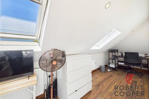 26a Walnut Way, Ruislip, HA4 6TD