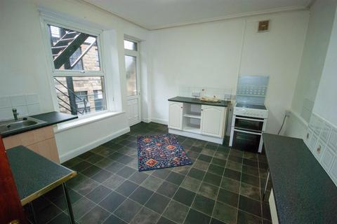 1 bedroom flat to rent, Brooklyn Place, Ashwood Park, Buxton