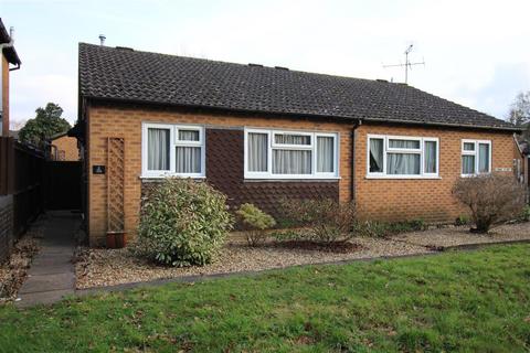 2 bedroom semi-detached bungalow for sale, York Close, Whitehill