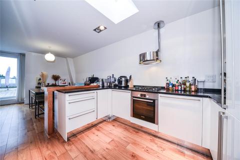 2 bedroom apartment for sale, Trewsbury Road, London, SE26