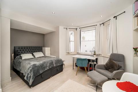 Studio for sale, Sinclair Gardens, London W14