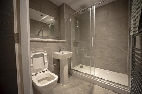 3 bedroom apartment for sale, at Merchant's Wharf, Merchants Wharf, Manchester M5