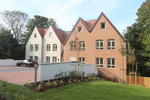 3 bedroom apartment for sale, Hillview Place, Higher Drive, Purley