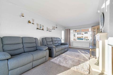 10 Glendale Crescent, Ayr, KA7 3SQ