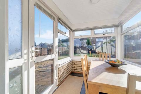 10 Glendale Crescent, Ayr, KA7 3SQ