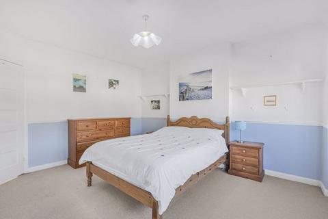51 Holbeach Gardens, Sidcup, DA15 8QW