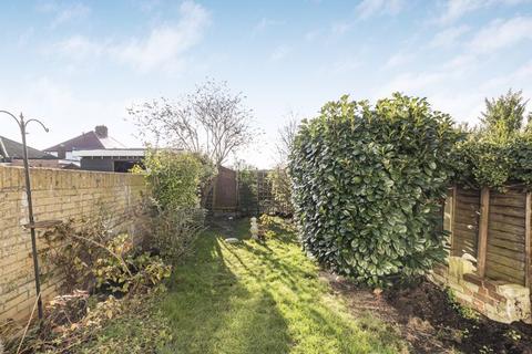 51 Holbeach Gardens, Sidcup, DA15 8QW