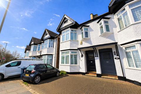 4 bedroom semi-detached house for sale, Hale Lane, London, NW7