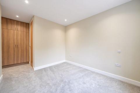 3 bedroom apartment to rent, Grovelands Road, West Purley