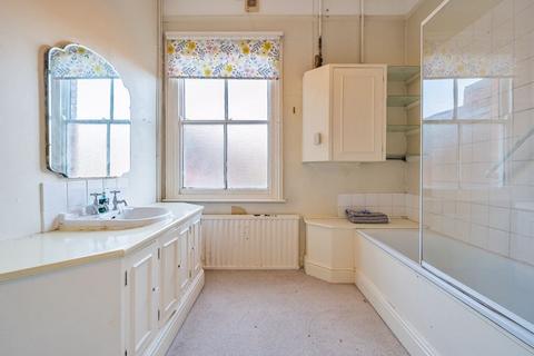 undefined, Belmont, Wantage