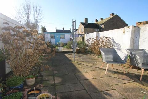 4 bedroom terraced house for sale, Walmer