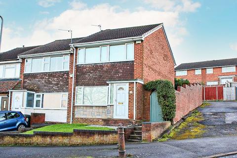 3 bedroom end of terrace house for sale, Johnson Street, COSELEY, WV14 9RL