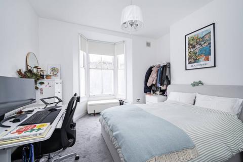 3 bedroom maisonette for sale, Penshurst Road, Victoria Park, London, E9